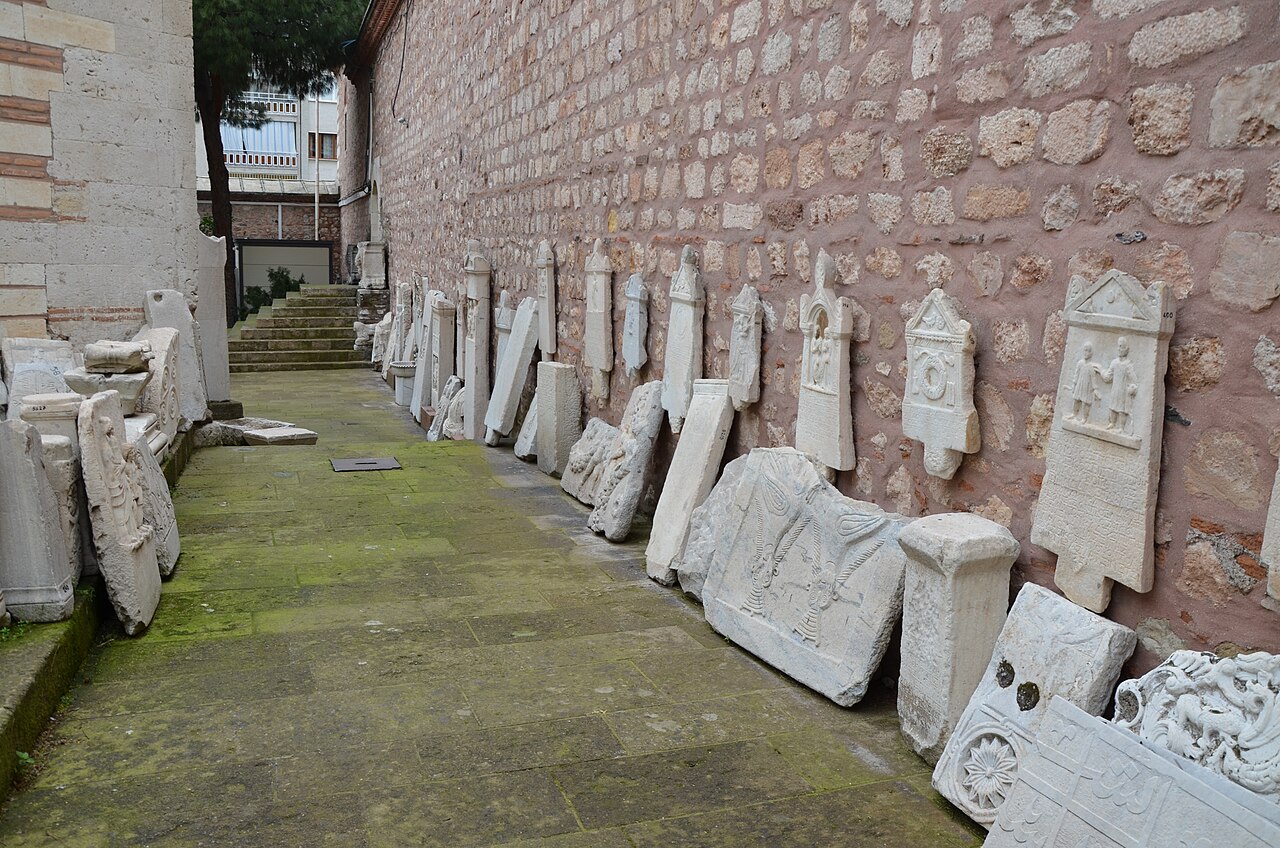 Manisa Spil Dağı: Niobe Efsanesi ve Yılkı Atları