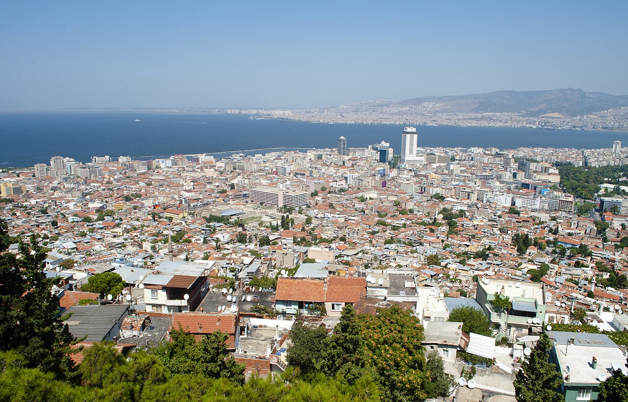 İzmir Saat Kulesi: 1901'den Kalan Konak Sembolü