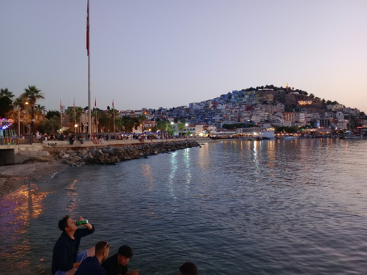 Kuşadası Soğucak: Kalabalıktan Uzak Sakin Bir Koy